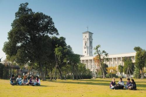 University of Nottingham Ningbo scholarships